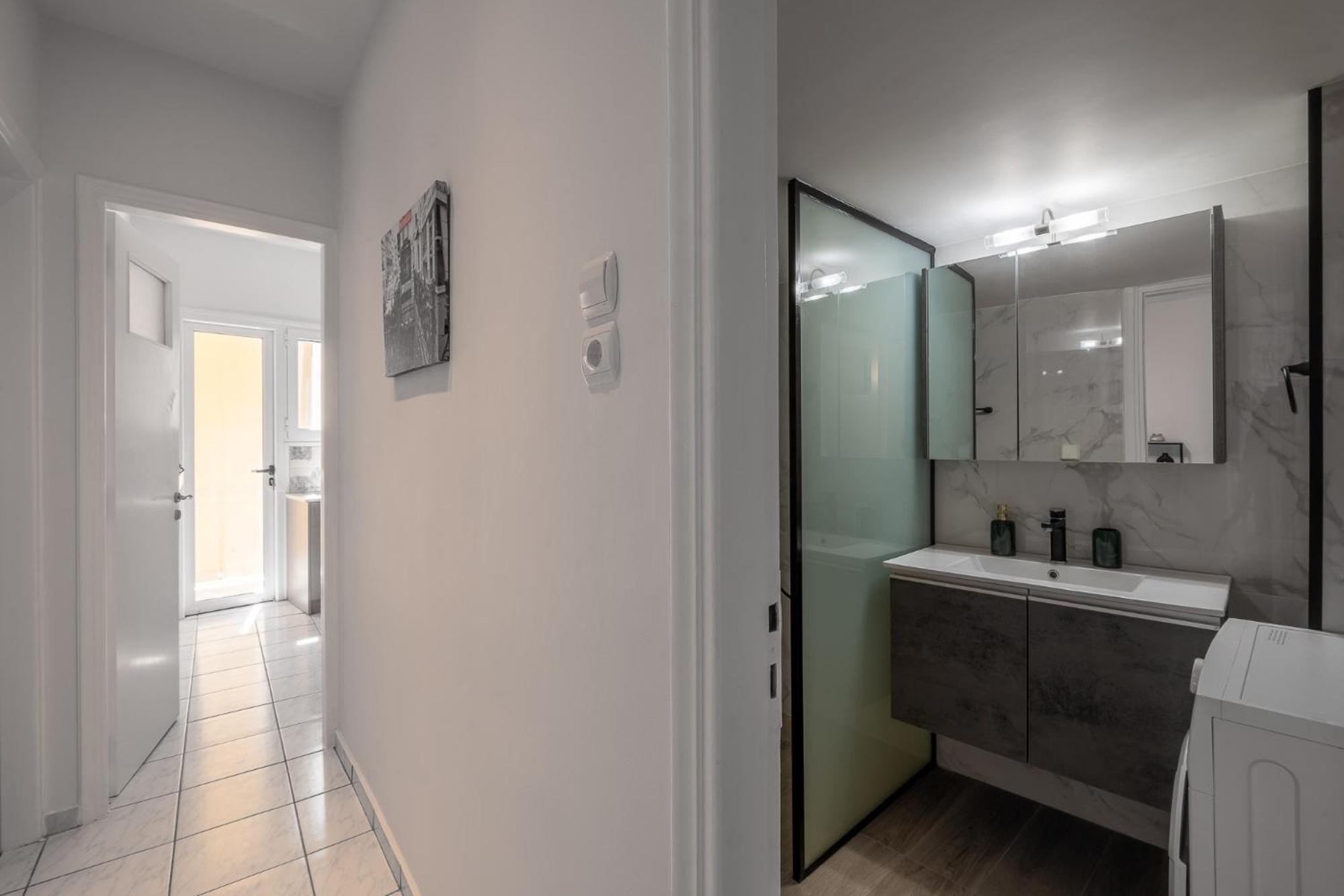 Lovely And Modern 3Bd Apartment Close To Ampelokipoi Metro Athens Exterior photo