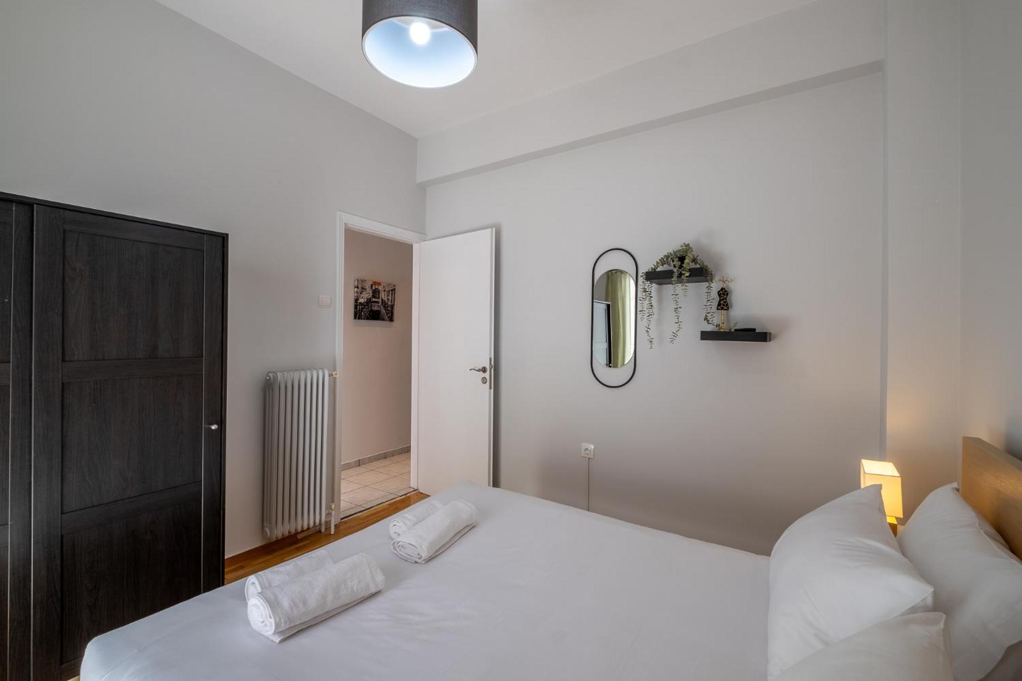 Lovely And Modern 3Bd Apartment Close To Ampelokipoi Metro Athens Exterior photo